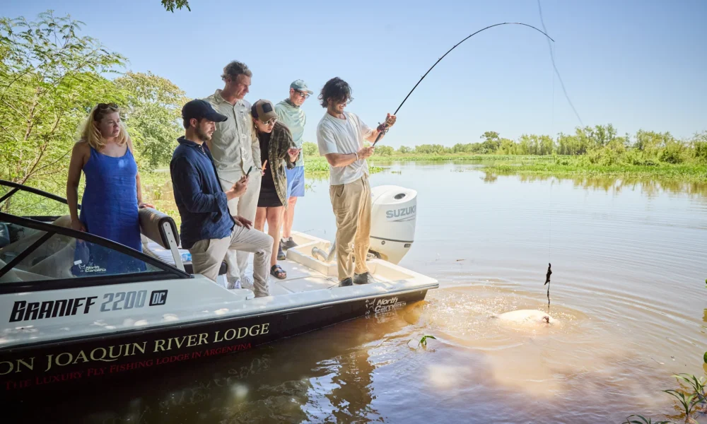 Fly Fishing golden dorado Corriente river Estancia don Joaquin Corrientes argentina