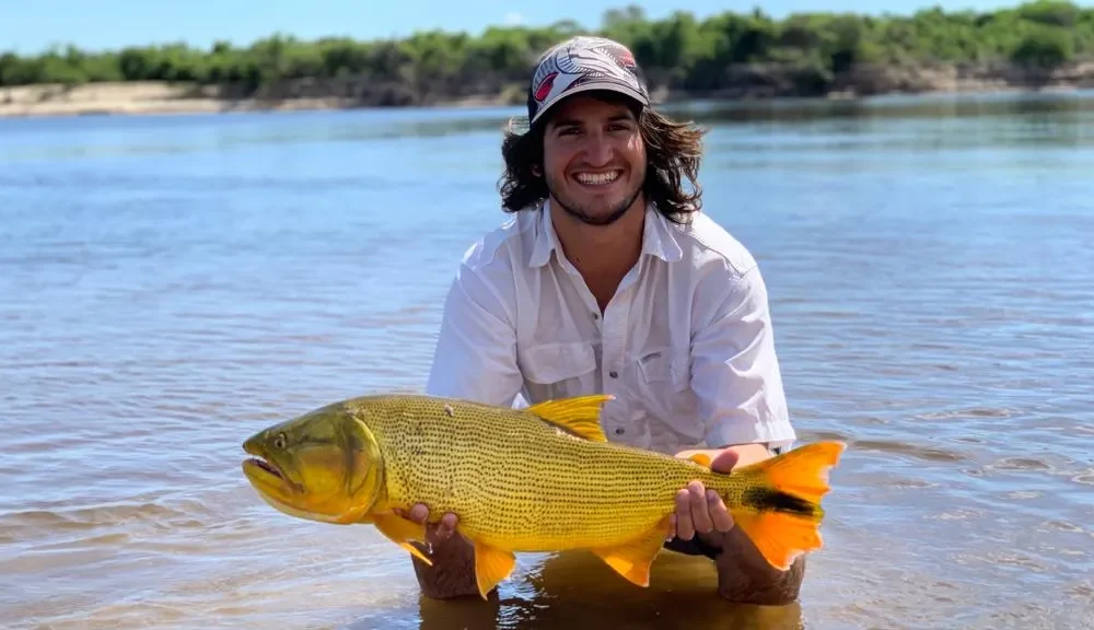 Fly Fishing golden dorado Corriente river Estancia don Joaquin Corrientes argentina